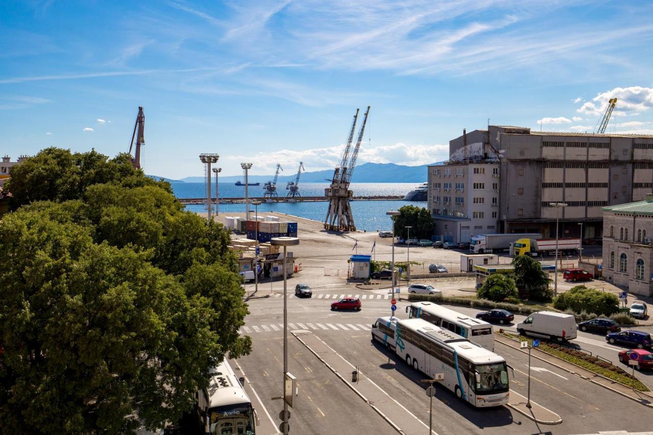 Apartments Harbour View Rijeka Buitenkant foto